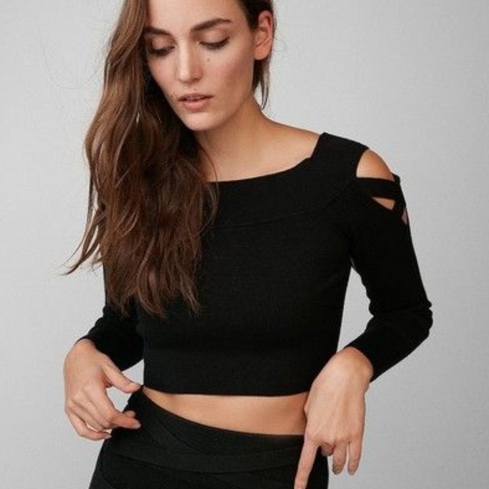 High-Quality Cut-Out Shoulder Semi-Cropped Ribbed Black Sweater - Size XS